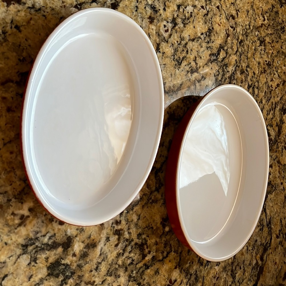 Lot of two Emile Henry Ceramic Oval Baking Dishs Red 8.5" 01.09